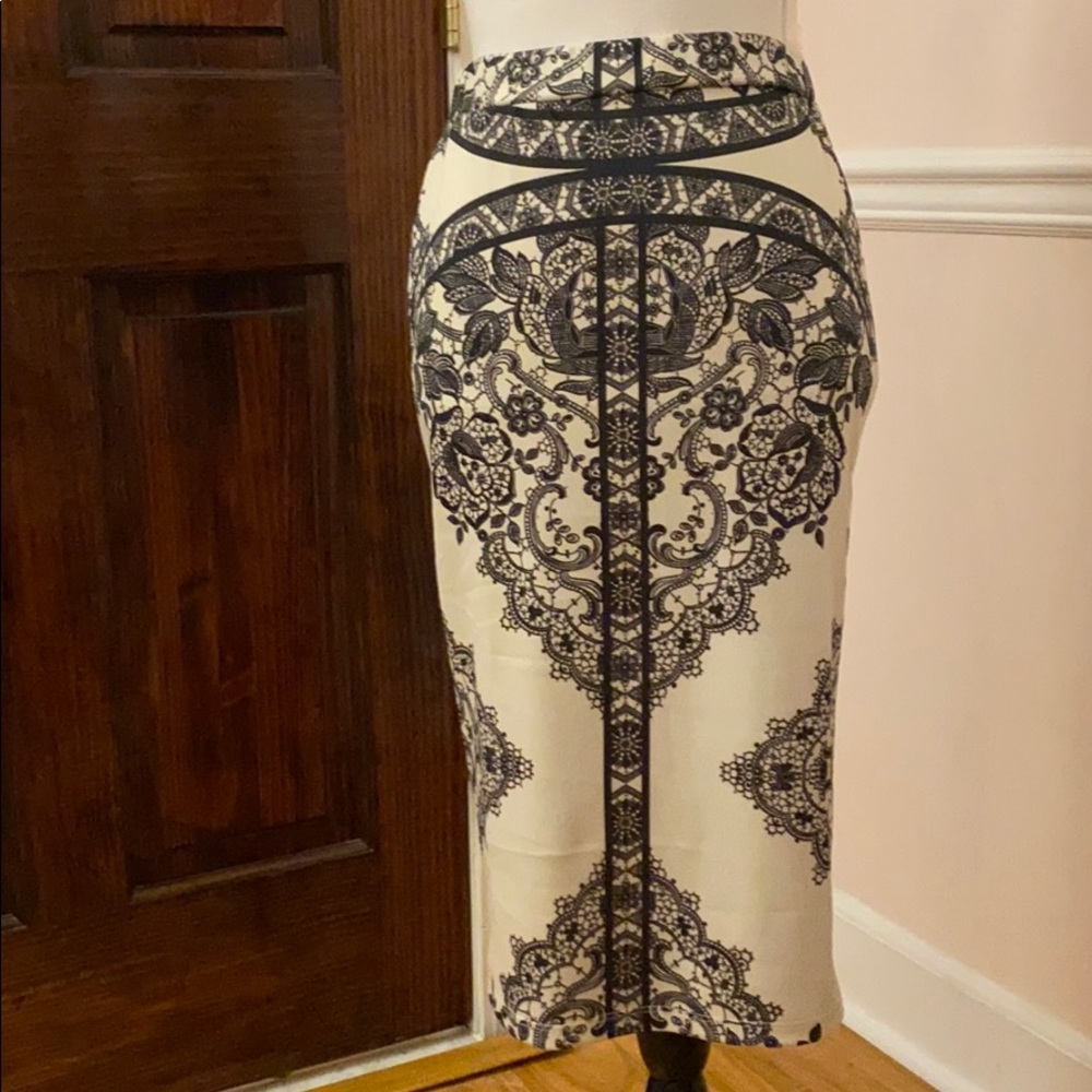 Romeo and Juliet pencil skirt